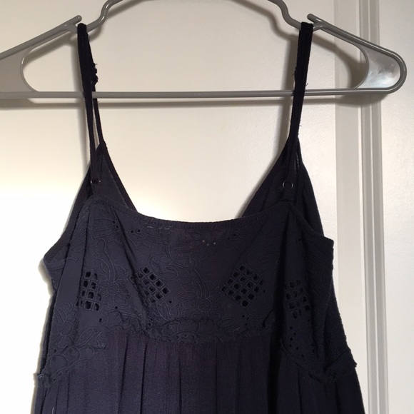 Dress - Picture 4 of 6